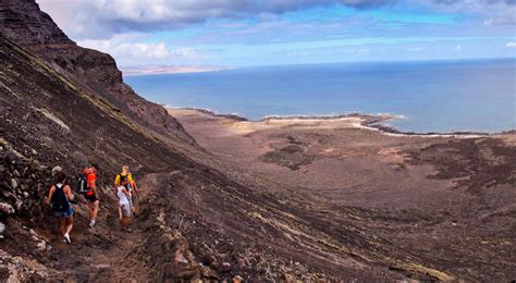 senderismo en lanzarote rutas|Top 5 Hikes and Walks in Lanzarote